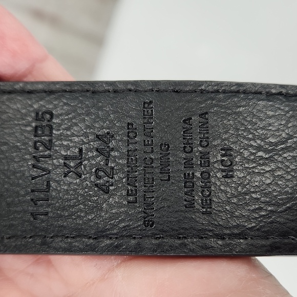 Levi's Reversible Belt - Picture 4 of 4